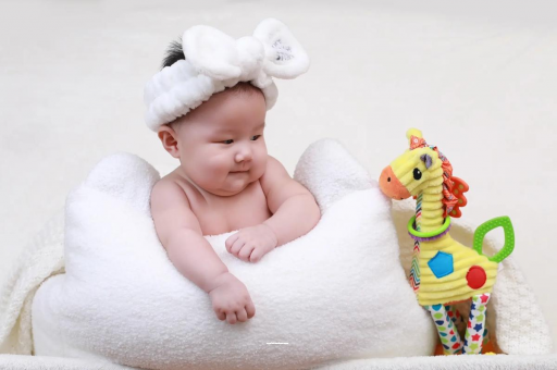 新野4个月宝宝发育标准 新野4个月宝宝发育标准