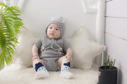 新野宝宝揉眼睛是怎么回事 新野宝宝揉眼睛是怎么回事